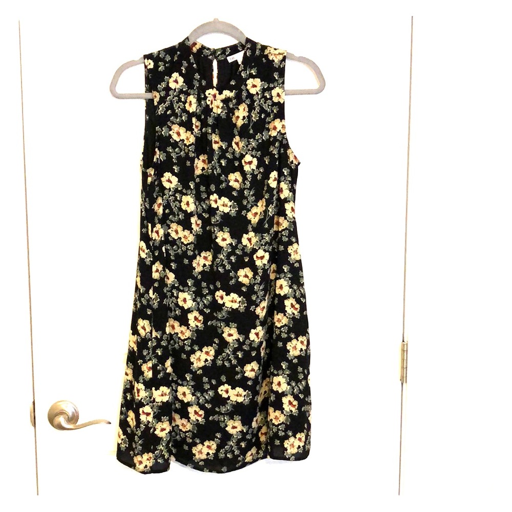 Floral shift dress